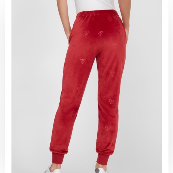 Guess red velour joggers - Picture 7 of 7